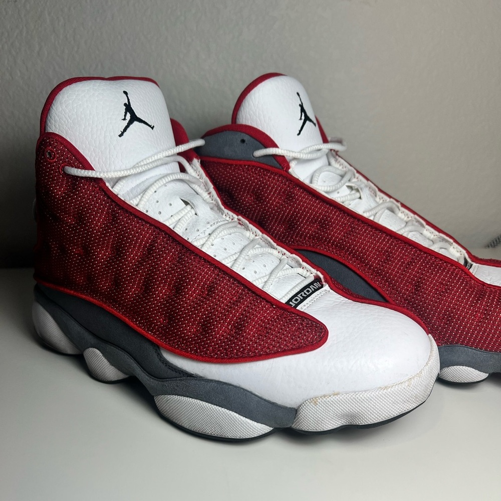 Air Jordan 13 Nike Retro GS. Size 9 Red and Gray Sneakers Mid Top